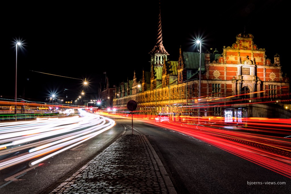 Alte Börse Kopenhagen: Überlagerung Lichtzieher aus mehreren Einzelbildern