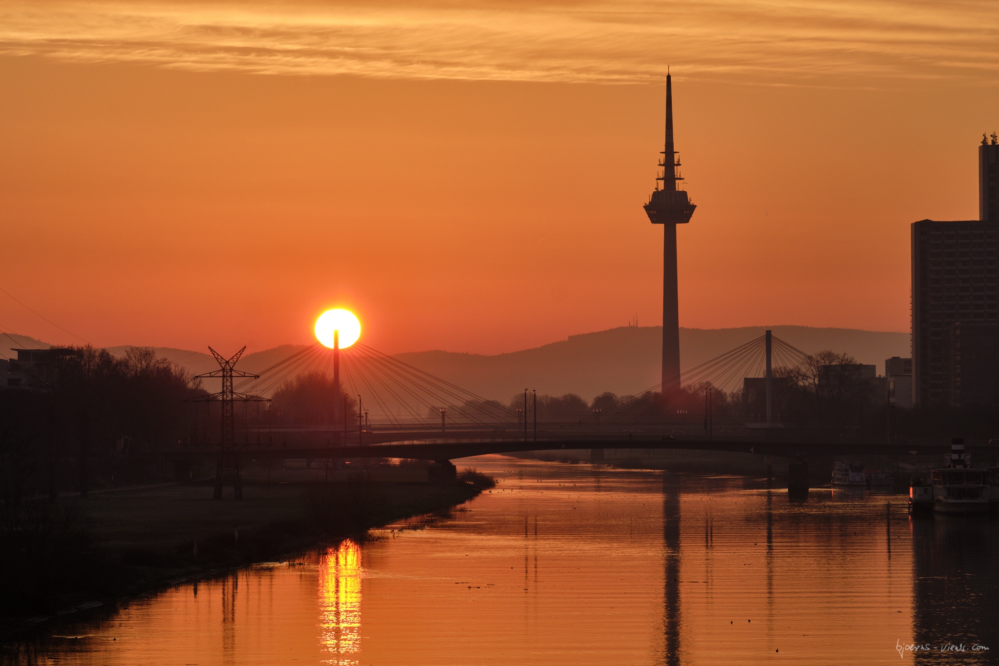 Wunders chöner Sonnenaufgang in Mannheim